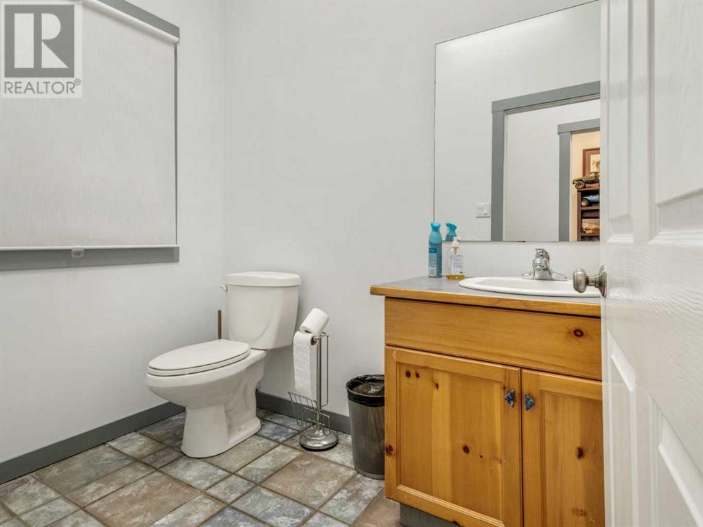 19 Broadway N Property Photo 16