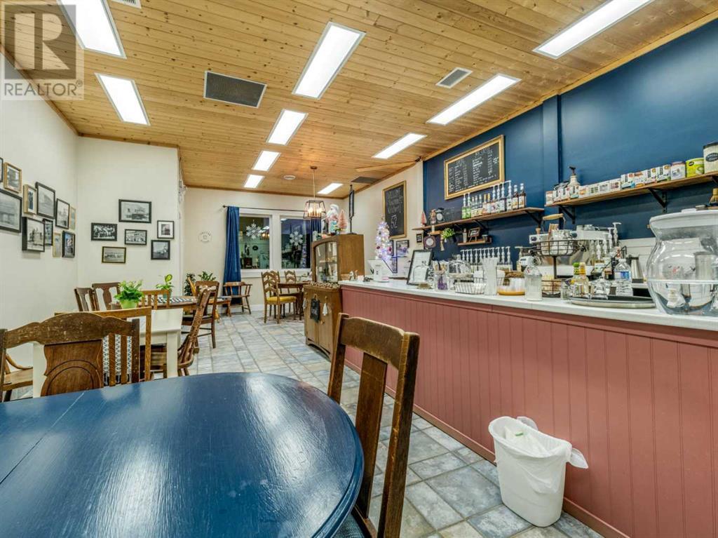 19 Broadway N Property Photo 27
