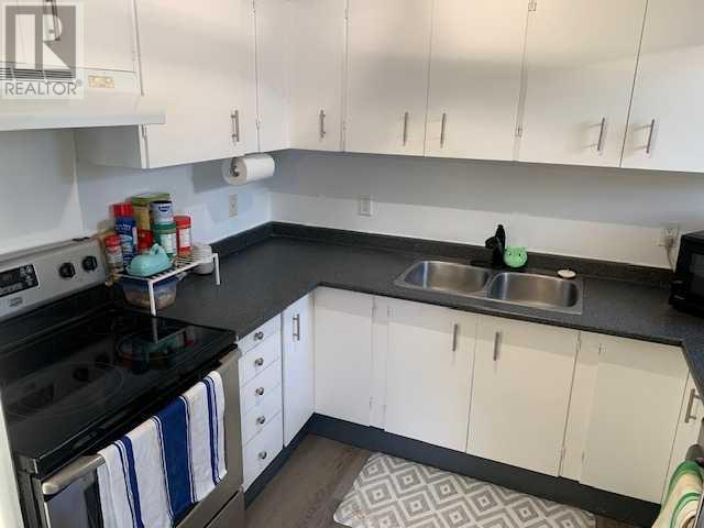 4314 54 Street Property Photo 11