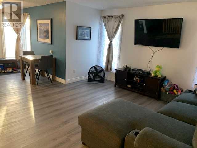 4314 54 Street Property Photo 13
