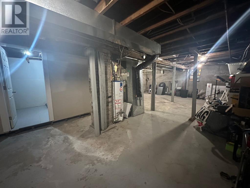 2718 17 Street Sw Property Photo 15