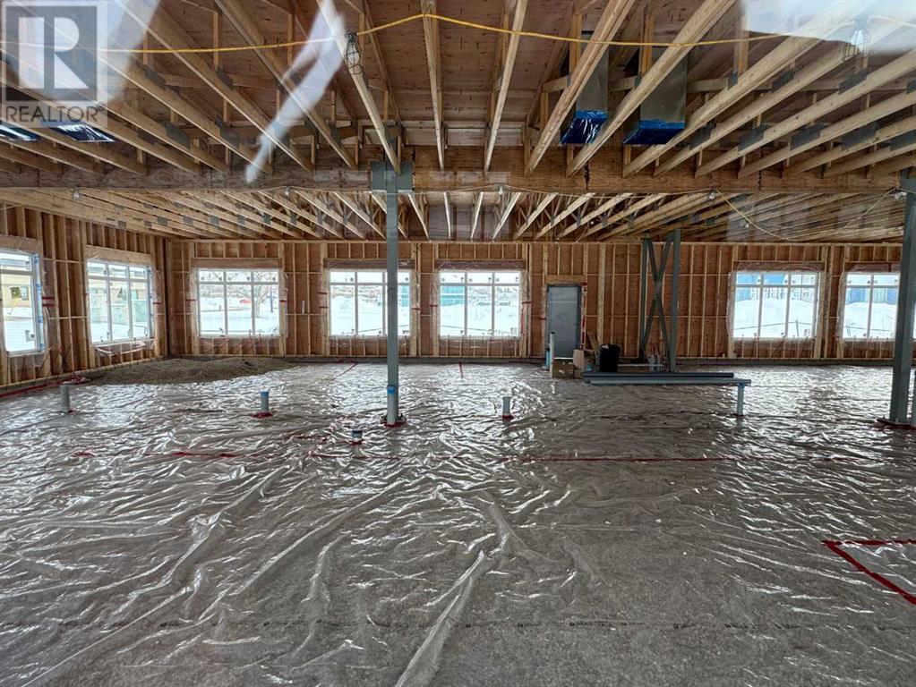 10119 121 Avenue Property Photo 2