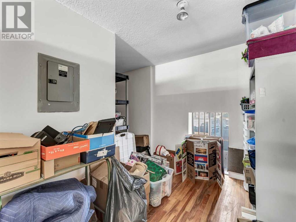 645 3 Street Se Property Photo 38