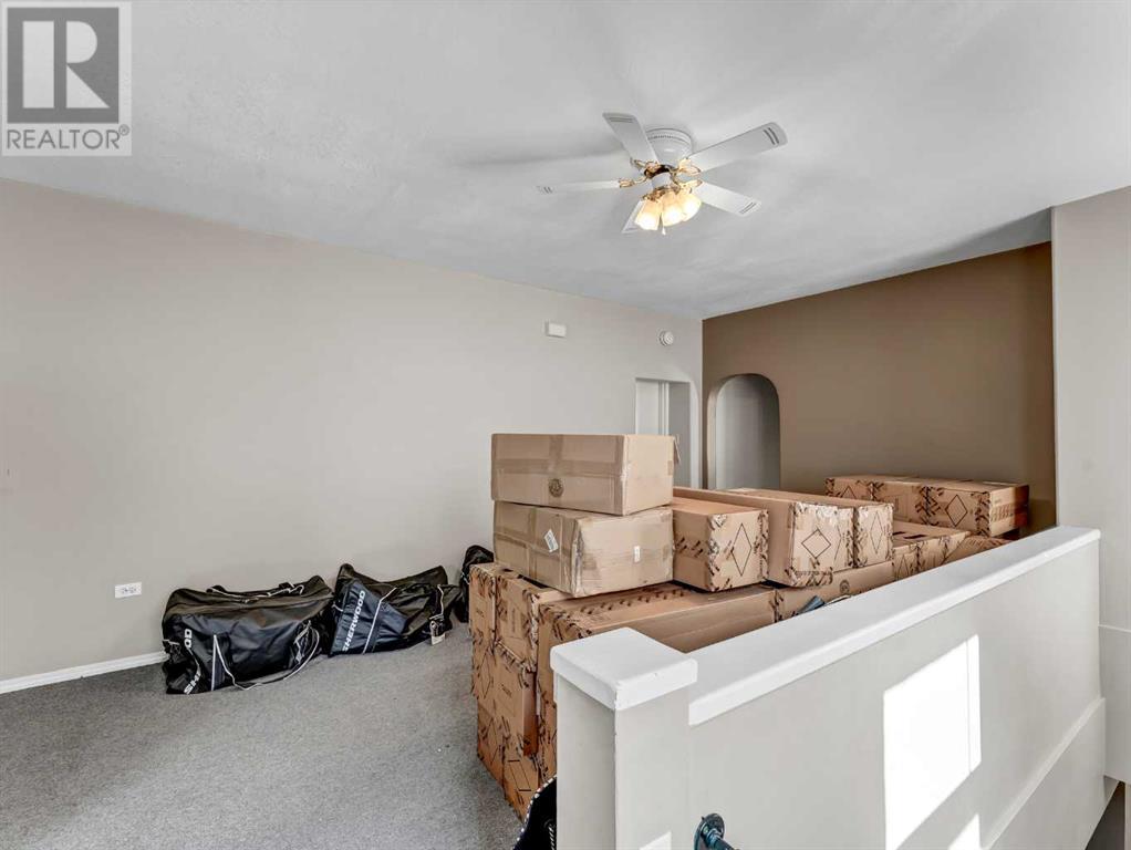 645 3 Street Se Property Photo 42