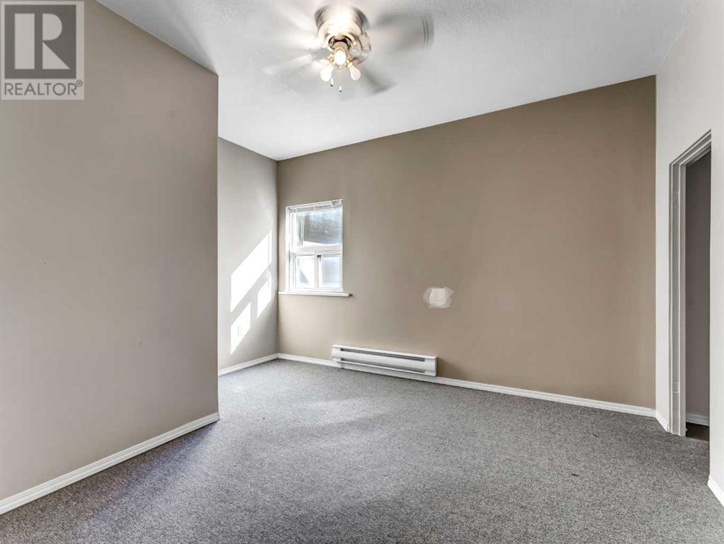 645 3 Street Se Property Photo 47