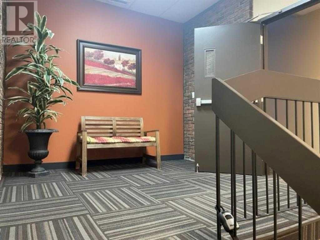 218, 1217 Centre Street Nw Property Photo 6