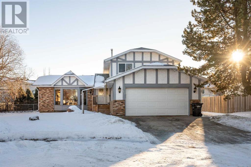 6511 34 Avenue Property Photo 1