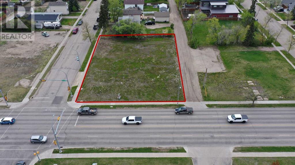 10002 94 Avenue Property Photo 5