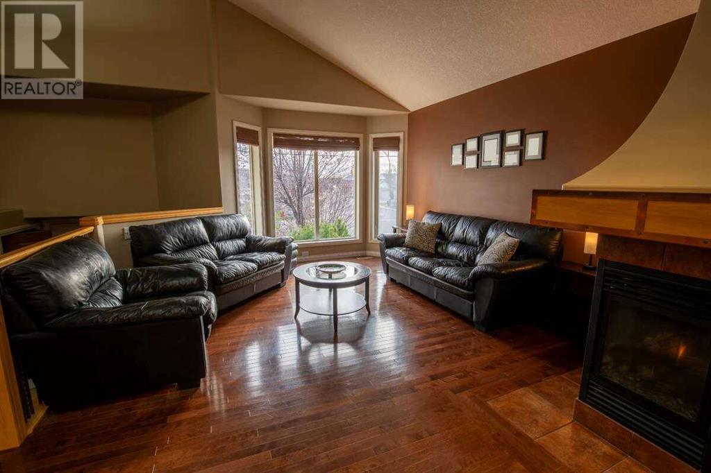 139 Fairmont Road S Property Photo 5