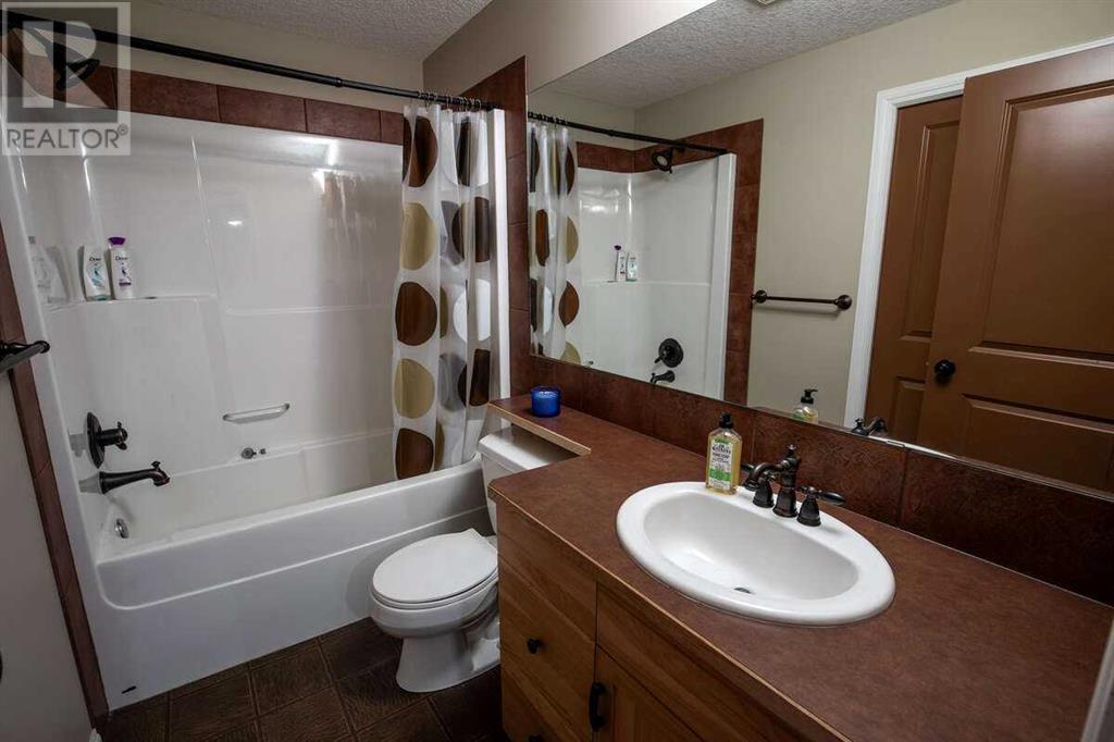 139 Fairmont Road S Property Photo 24