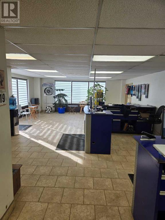5406 58 Avenue Property Photo 17
