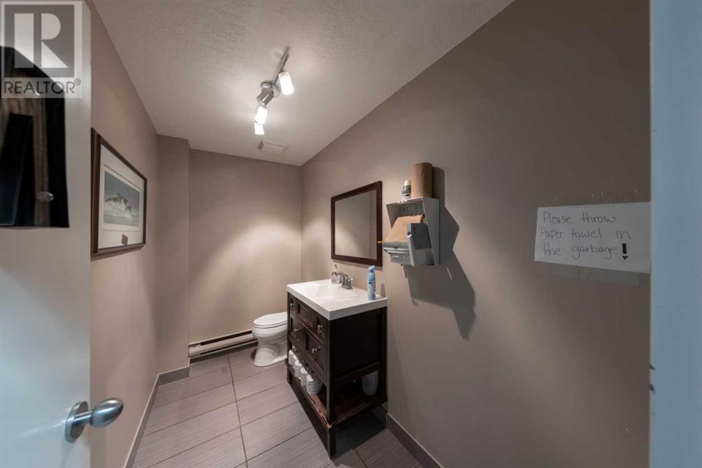 4809 50 Avenue Property Photo 17