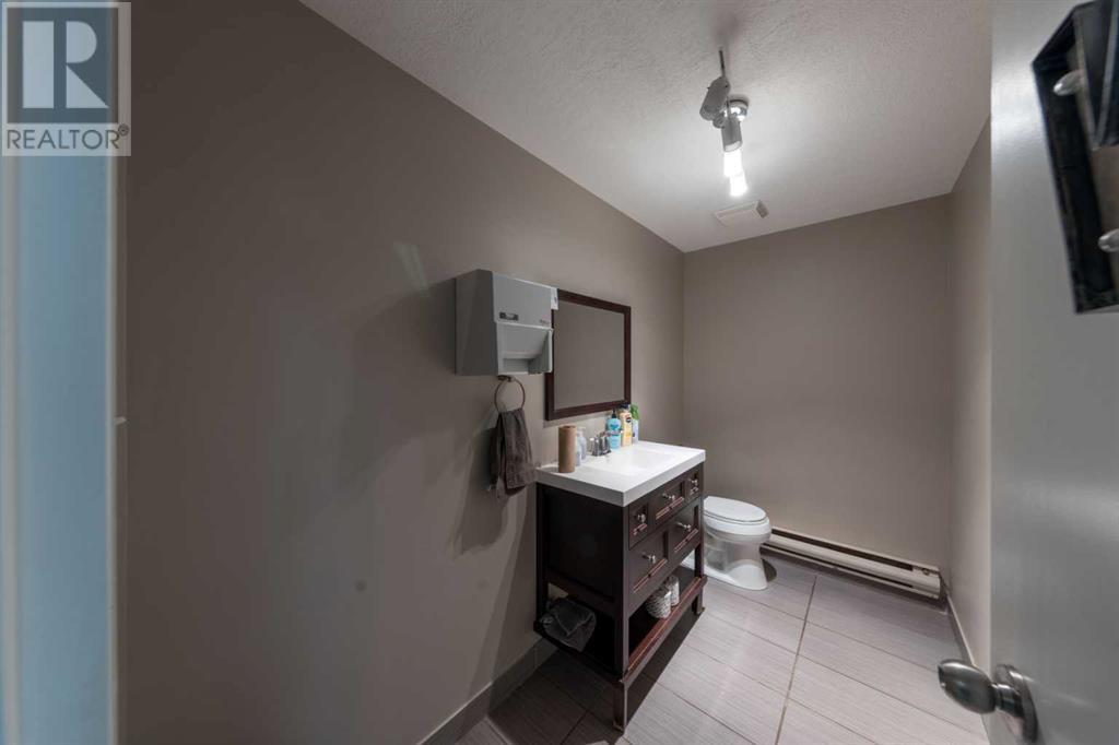 4809 50 Avenue Property Photo 18