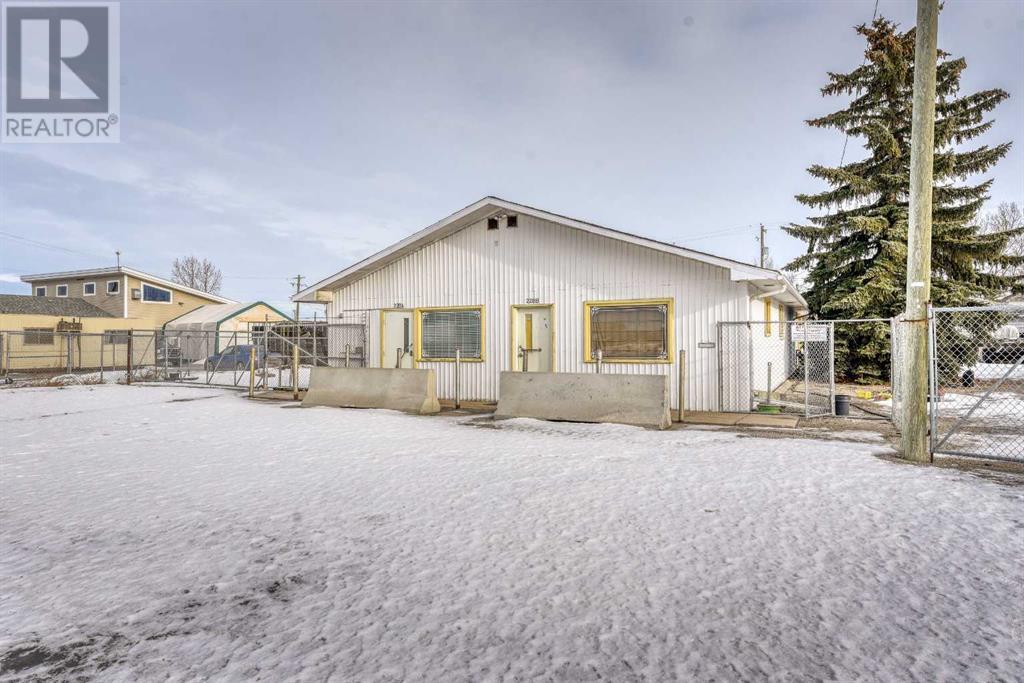 228 Centre Street Ne Property Photo 5