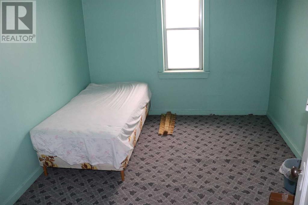 118 50 Street Property Photo 31