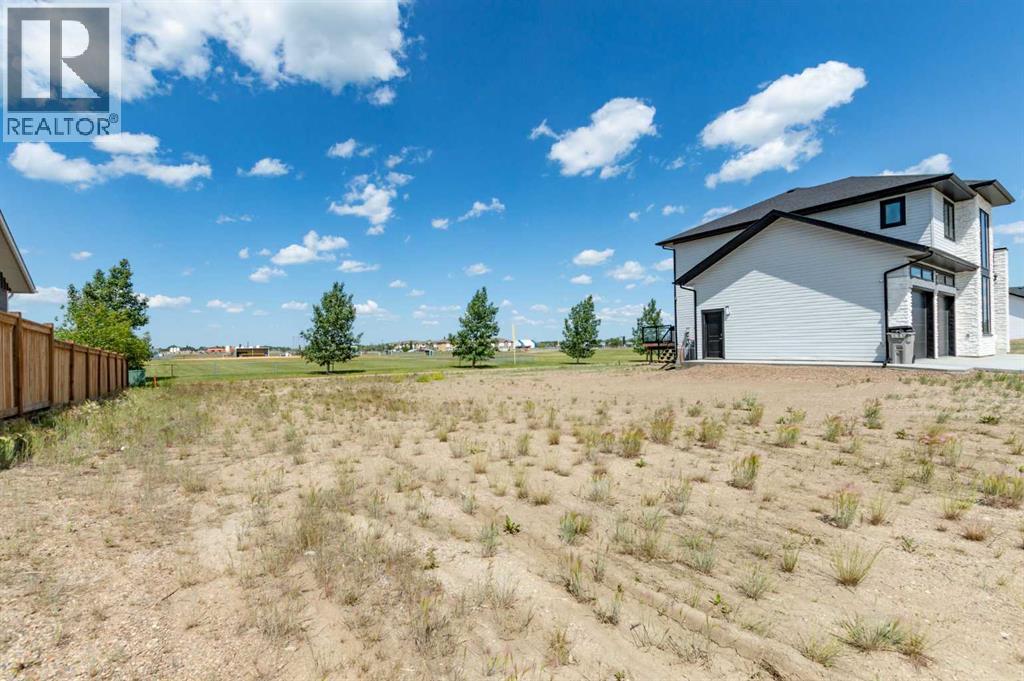 6926 Meadowview Drive Property Photo 3