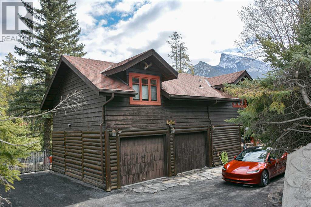 128 Kootenay Avenue Property Photo