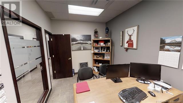 102, 5229 50 Avenue Property Photo 11