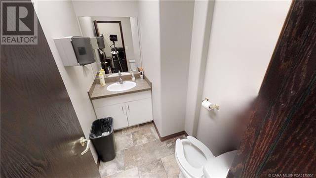102, 5229 50 Avenue Property Photo 19
