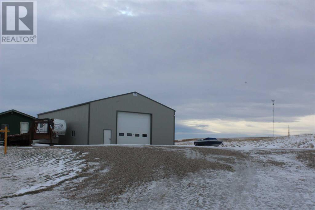 320 Railway Avenue Property Photo