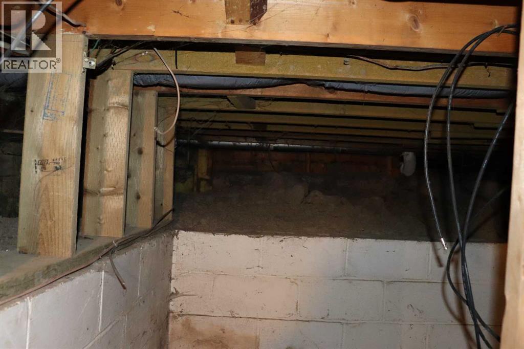 4702 4 Avenue Property Photo 7