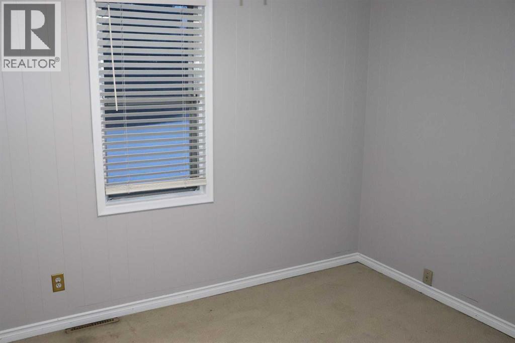 4702 4 Avenue Property Photo 24