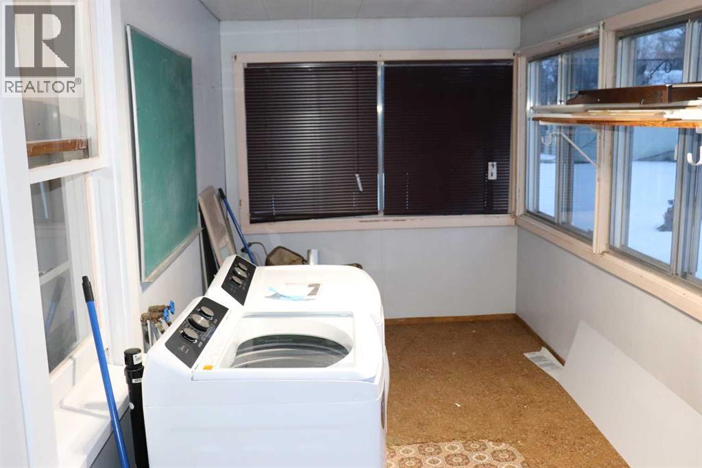 4702 4 Avenue Property Photo 27