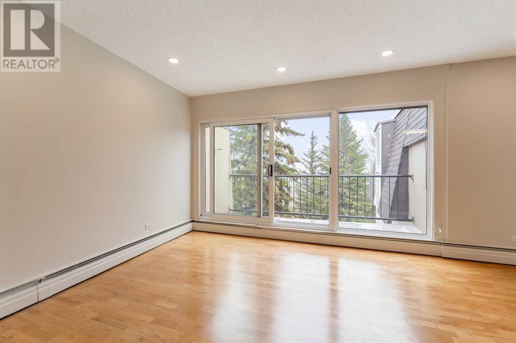 301, 332 Cedar Crescent Sw Property Photo 2