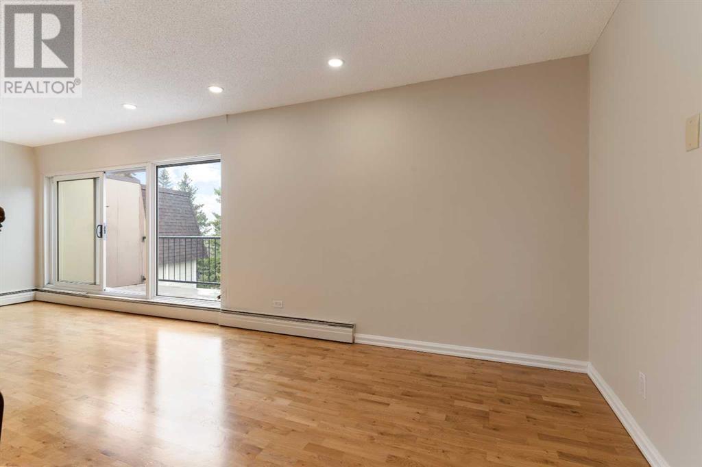 301, 332 Cedar Crescent Sw Property Photo 5