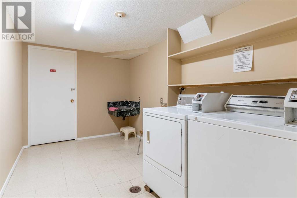 301, 332 Cedar Crescent Sw Property Photo 39