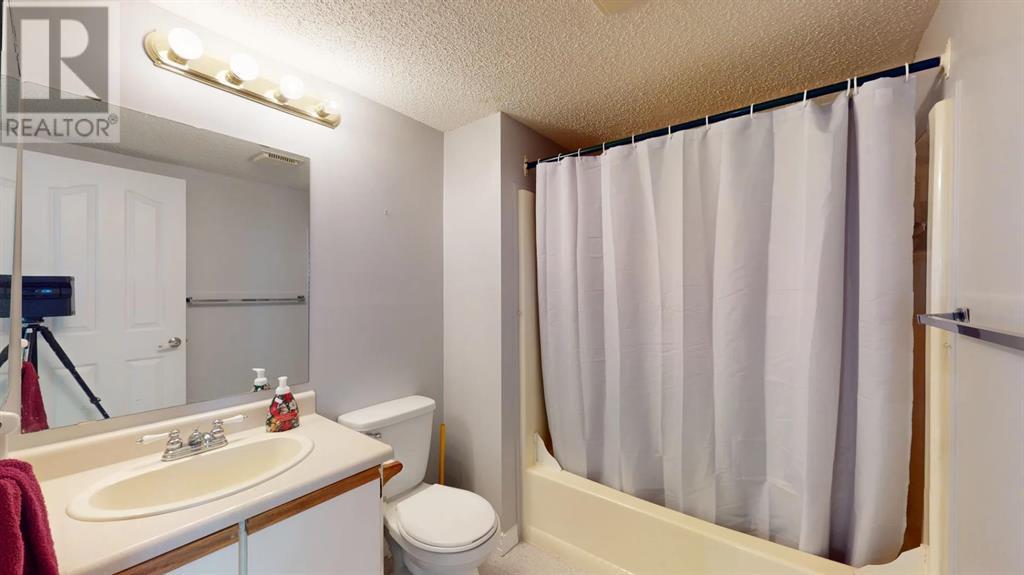 194 Windsor Drive Property Photo 18