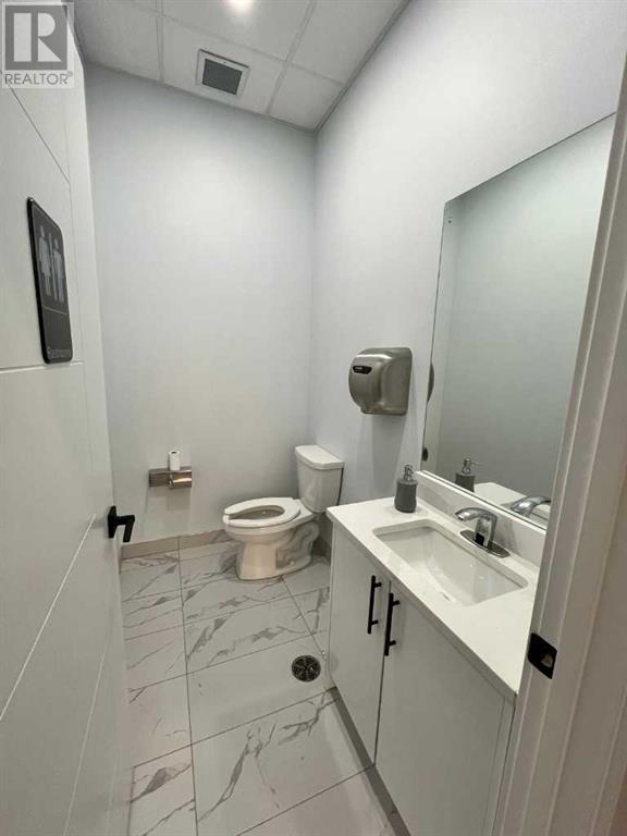 1740, 6004 Country Hills Boulevard Ne Property Photo 7