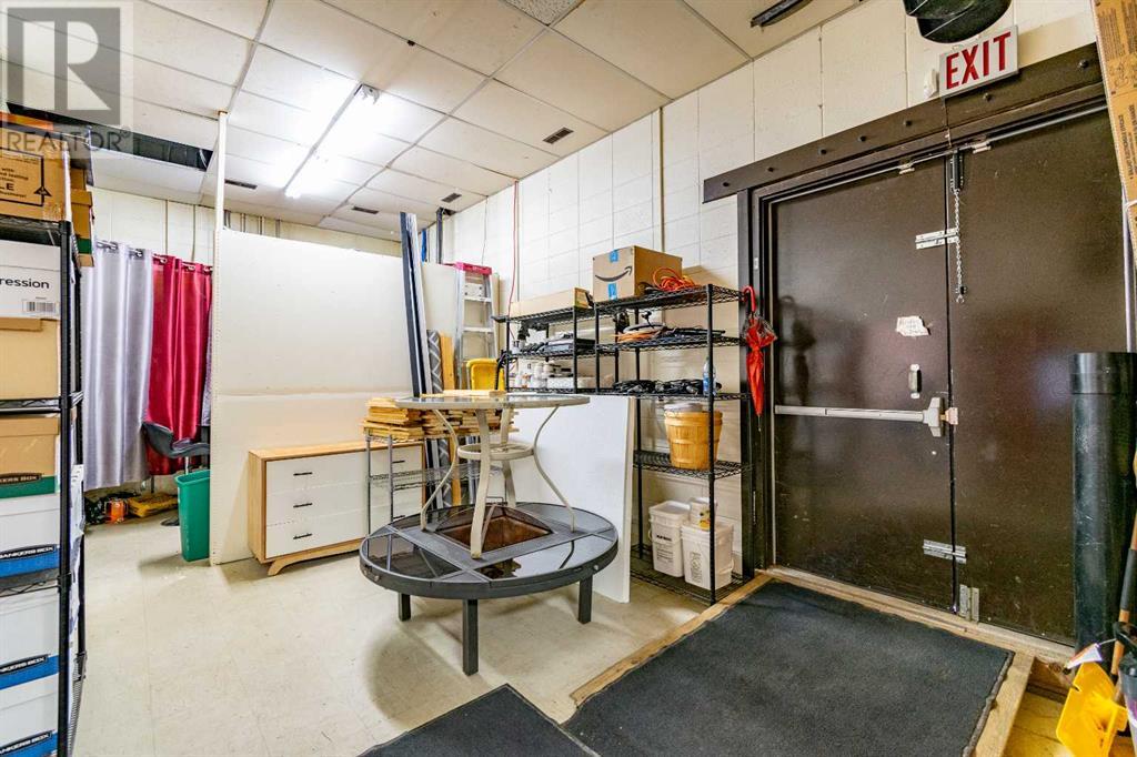 4901 50 Street Property Photo 27