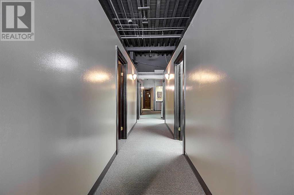 115, 5301 43 Street Property Photo 6