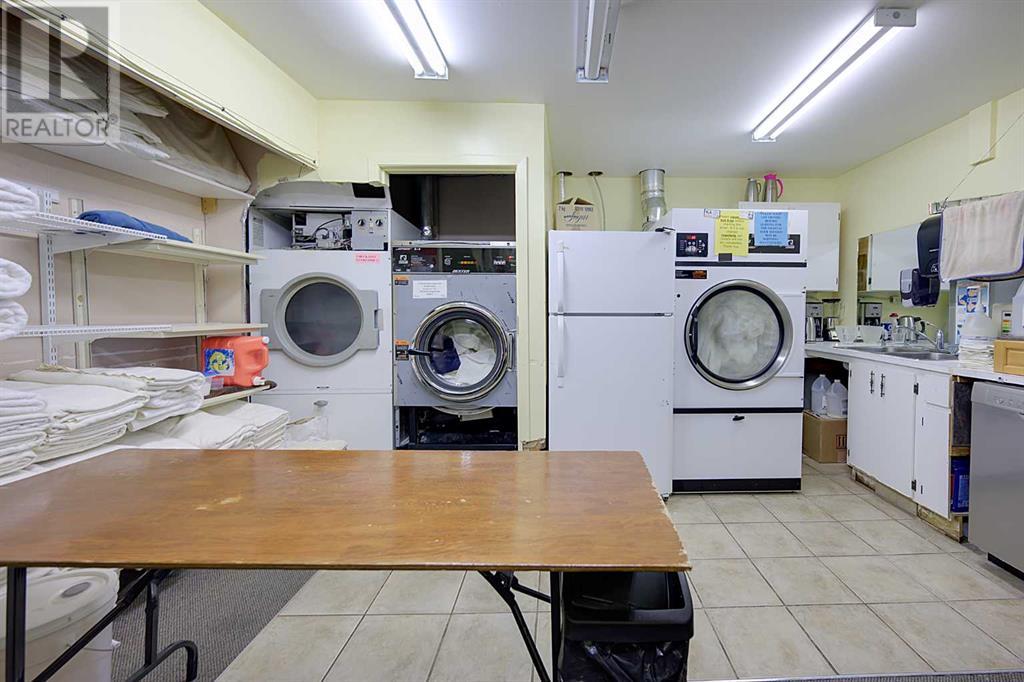115, 5301 43 Street Property Photo 16