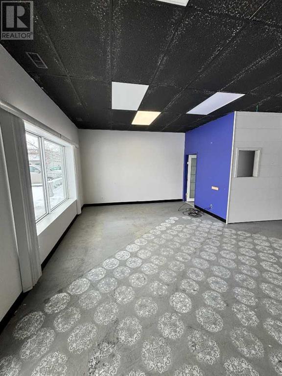 106, 10822 100 Street Property Photo 3