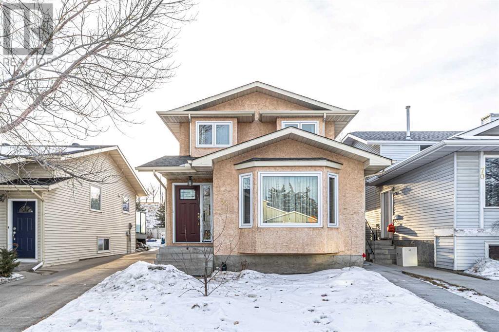 72 Deerpath Road Se Property Photo 1