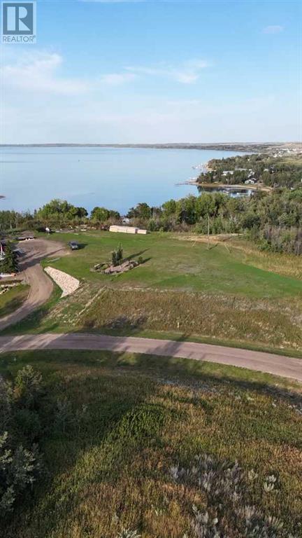 8 Whitetail Close Property Photo 2
