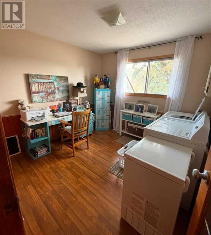 9628 91b Avenue Property Photo 8