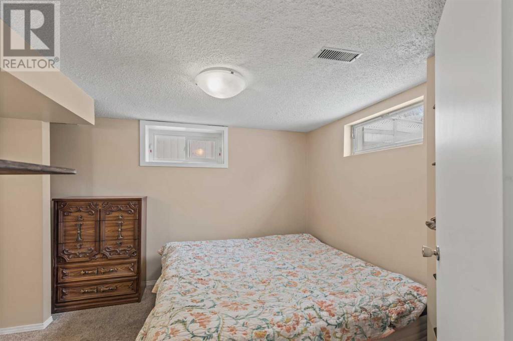 9628 91b Avenue Property Photo 15