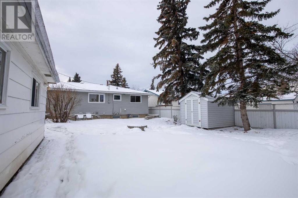 9628 91b Avenue Property Photo 16