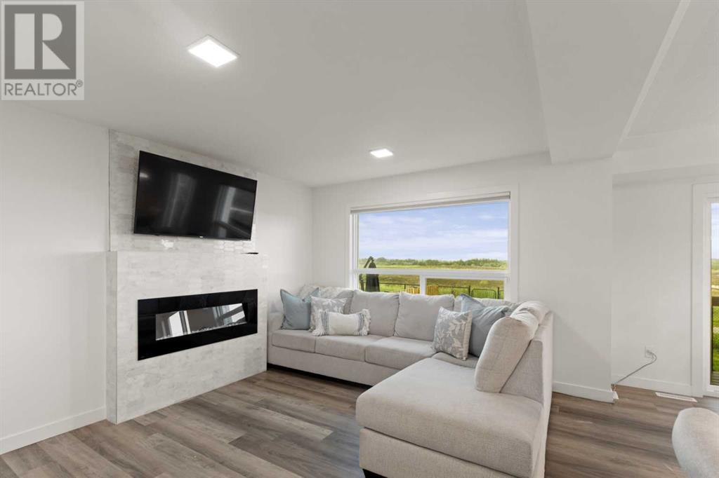 8621 88 Street Property Photo 5