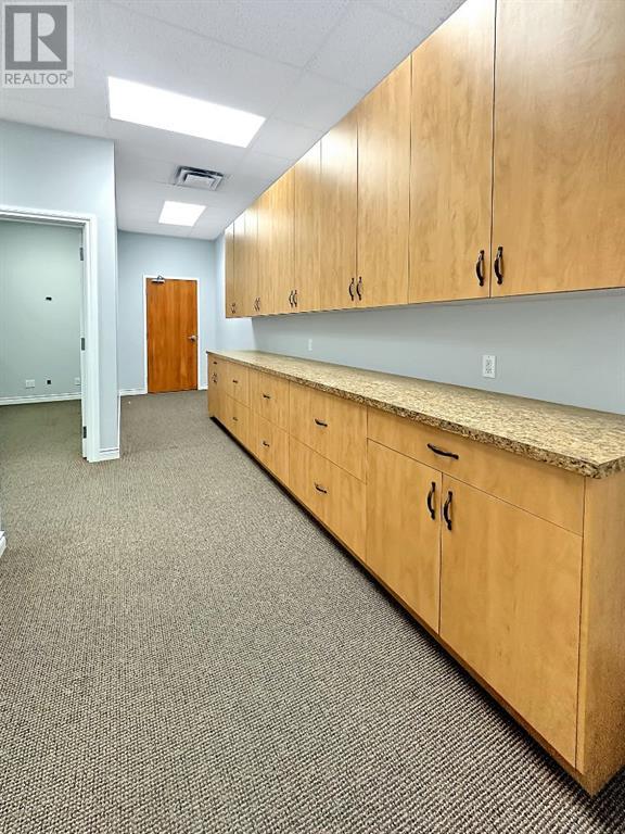 209 11 Street S Property Photo 10
