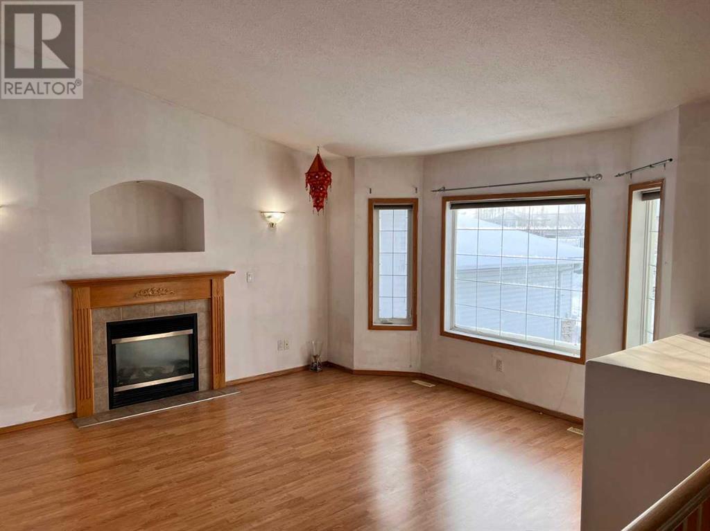 10925 88a Street Property Photo 3