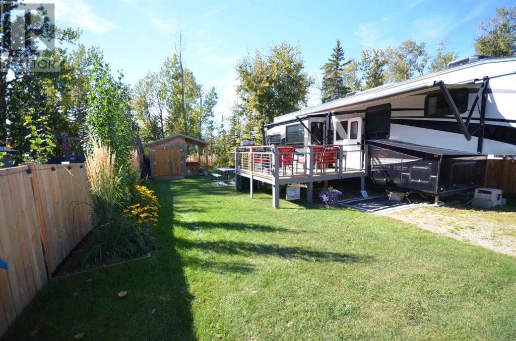62, 41310 282 Range Property Photo 4