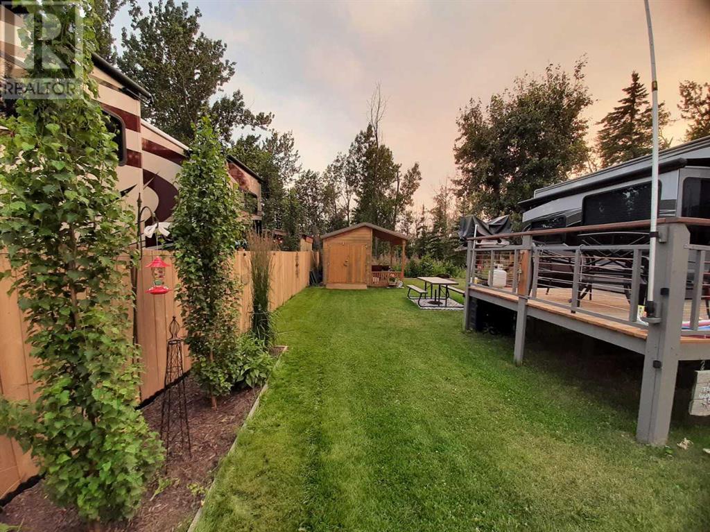 62, 41310 282 Range Property Photo 5