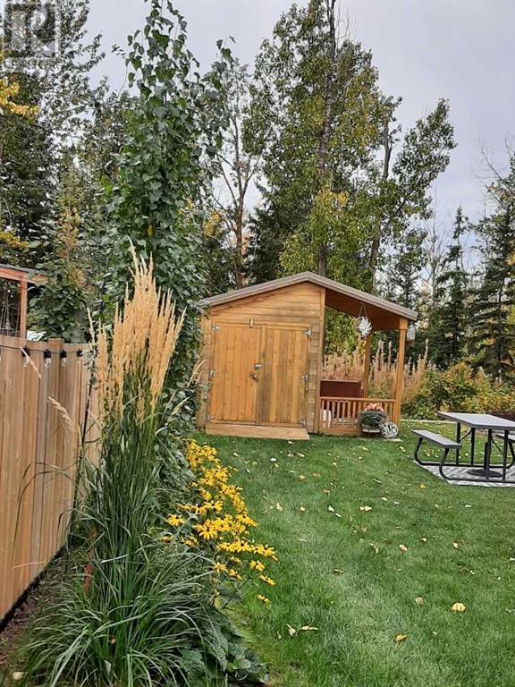 62, 41310 282 Range Property Photo 9