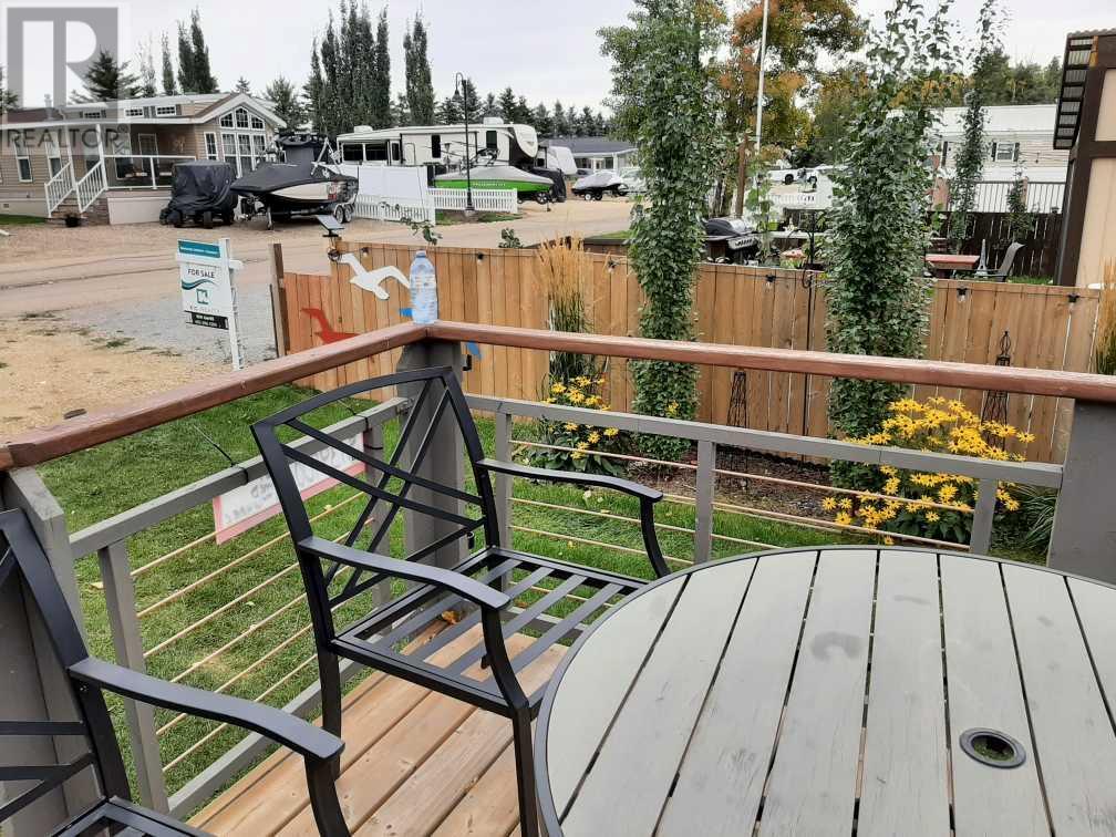 62, 41310 282 Range Property Photo 11