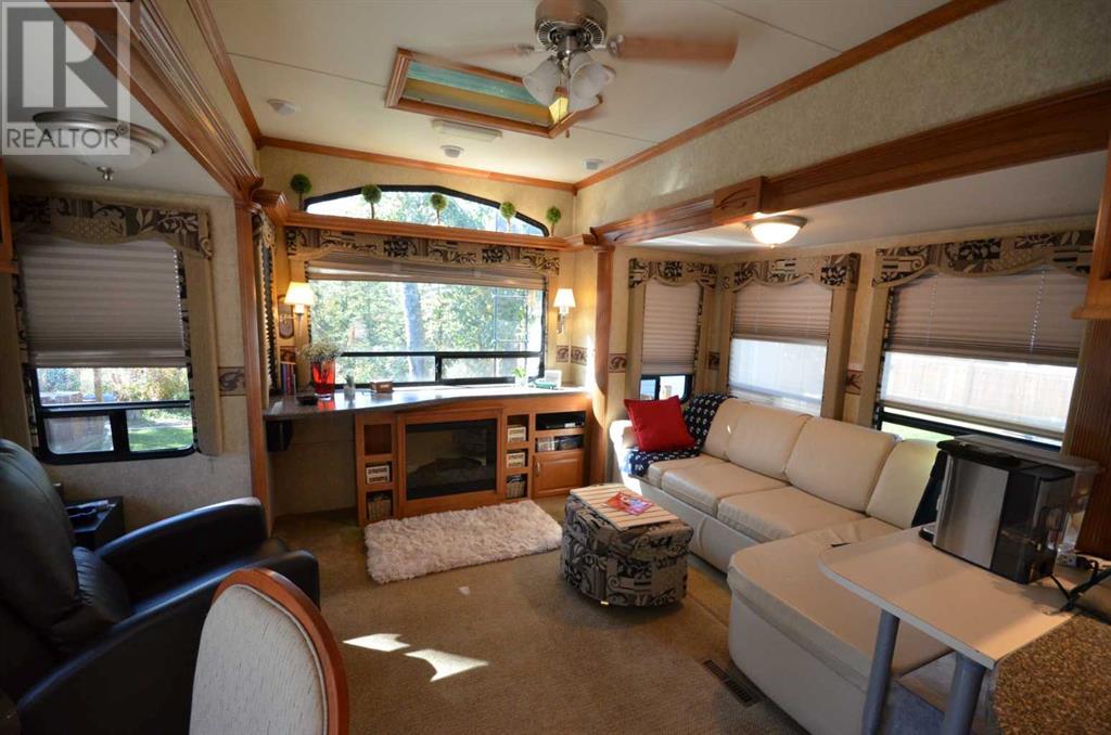 62, 41310 282 Range Property Photo 25