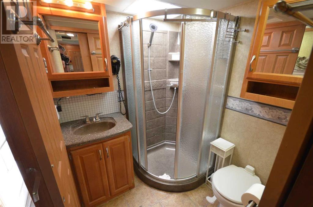 62, 41310 282 Range Property Photo 31